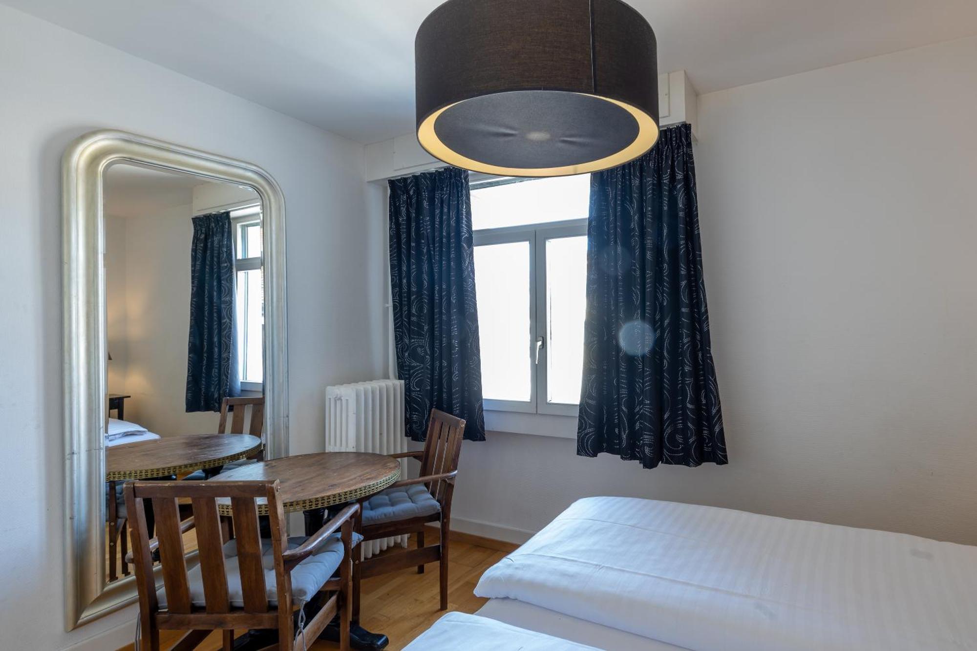 Vevey Hotel & Guesthouse ภายนอก รูปภาพ